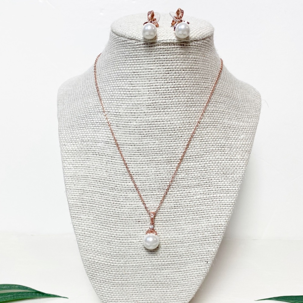 Rose Gold Pearl Bling Necklace & Earring Set